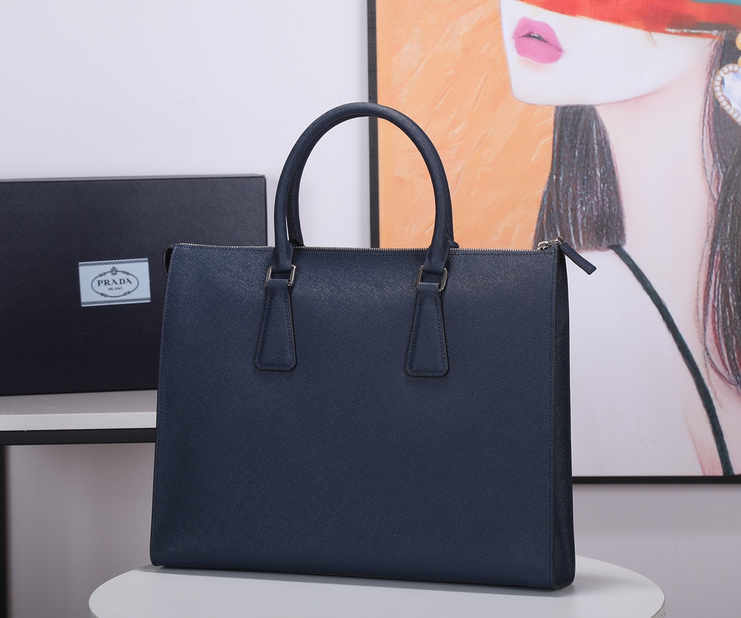 Prada Pra 男士公文包意大利进口Saffiano十字纹