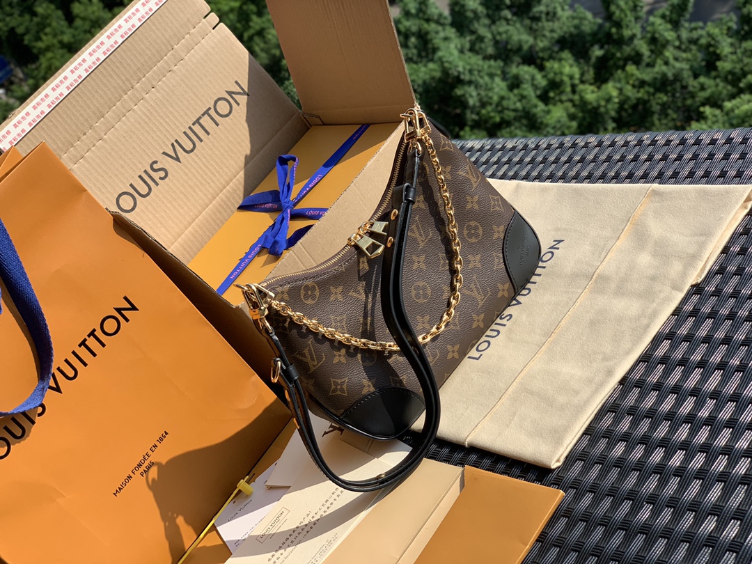 🌼 m45831尺寸：29 x 16 x 9.5 cm 黑色！香港贸易公司订单！！牛角造型 经典老花 外