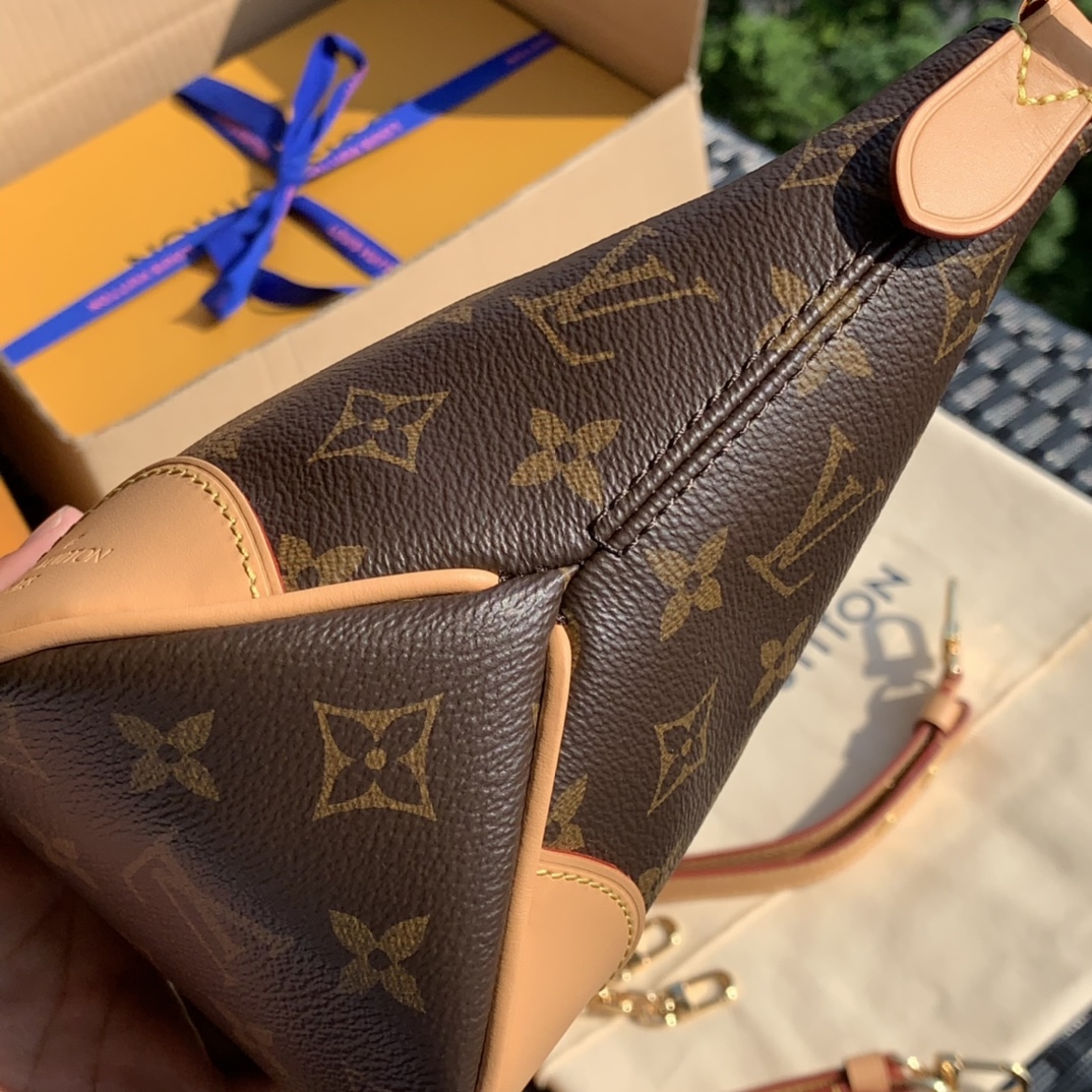 🌼 m45832尺寸：29 x 16 x 9.5 cm 咖色！贸易公司订单！！2021ss——多功能的B