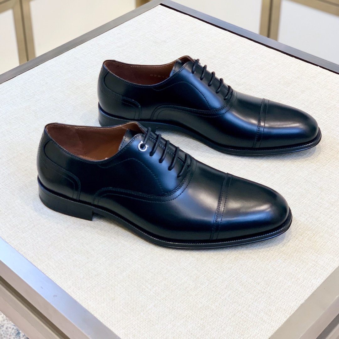 Ferragamo Men's Black Leather Oxford Dress Shoes, Italian Craftsmanship 3 i1630563358 7888 1
