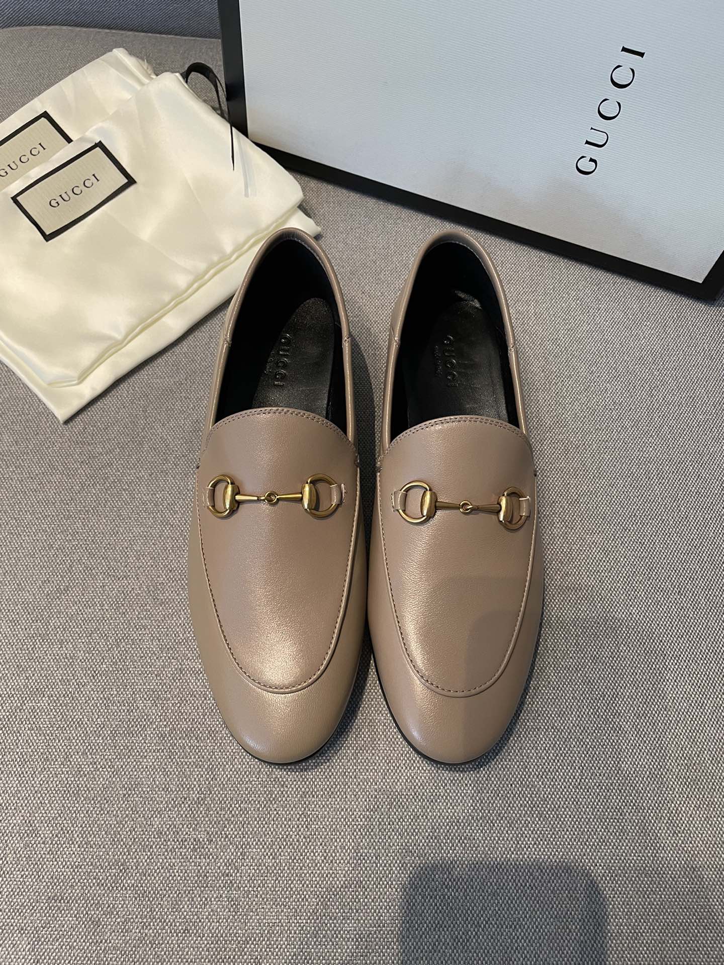 Gucci Scarpe Loafer Bronzo Tutto rame Cuoio genuino Pelle di pecora