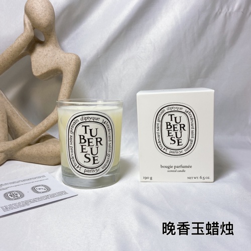 Diptyque Tubereuse Scented Candle, 190g - Floral & Spicy Aroma 1 Diptyque Tubereuse Scented Candle, 190g - Floral & Spicy Aroma
