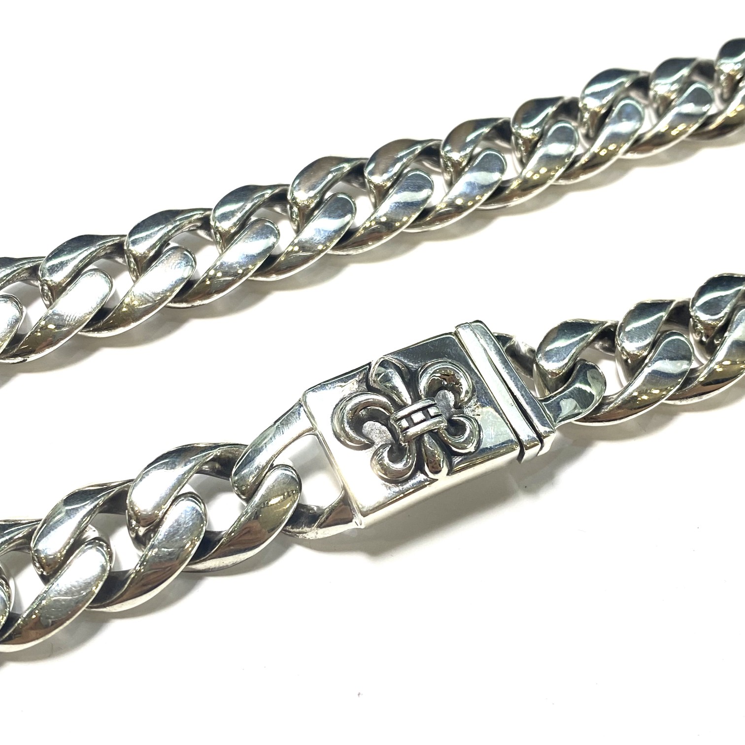Chrome Hearts 新品上架𝐂𝐡𝐫𝐨𝐦𝐞 𝐡𝐞𝐚𝐫𝐭𝐬 克罗心大童军花项链