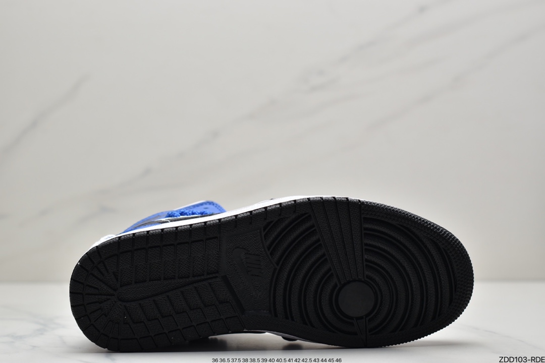 230 Air Jordan 1 Mid SE “Game Royal” AJ1 高帮捆绑小闪电CV0152-401-莆田鞋,莆田鞋货源,高仿鞋,高仿鞋货源,安福档口,莆田高仿鞋,莆田鞋批发,高仿鞋批发,莆田高仿运动鞋,高仿运动鞋,莆田运动鞋 230 Air Jordan 1 Mid SE “Game Royal” AJ1 高帮捆绑小闪电CV0152-401