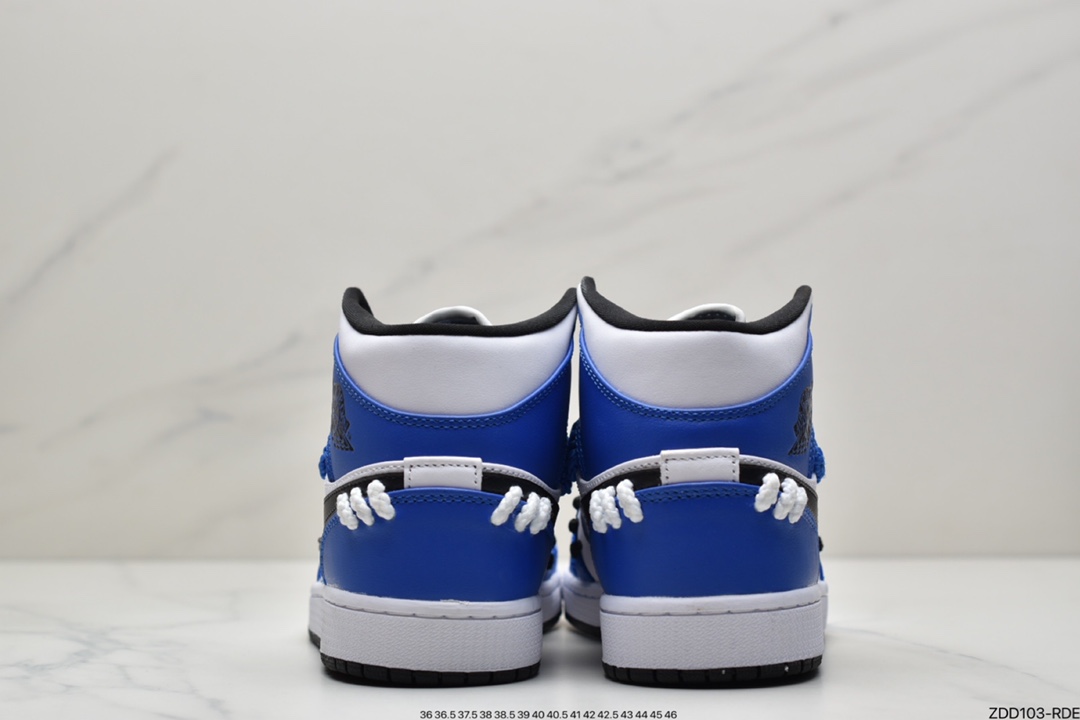 230 Air Jordan 1 Mid SE “Game Royal” AJ1 高帮捆绑小闪电CV0152-401-莆田鞋,莆田鞋货源,高仿鞋,高仿鞋货源,安福档口,莆田高仿鞋,莆田鞋批发,高仿鞋批发,莆田高仿运动鞋,高仿运动鞋,莆田运动鞋 230 Air Jordan 1 Mid SE “Game Royal” AJ1 高帮捆绑小闪电CV0152-401