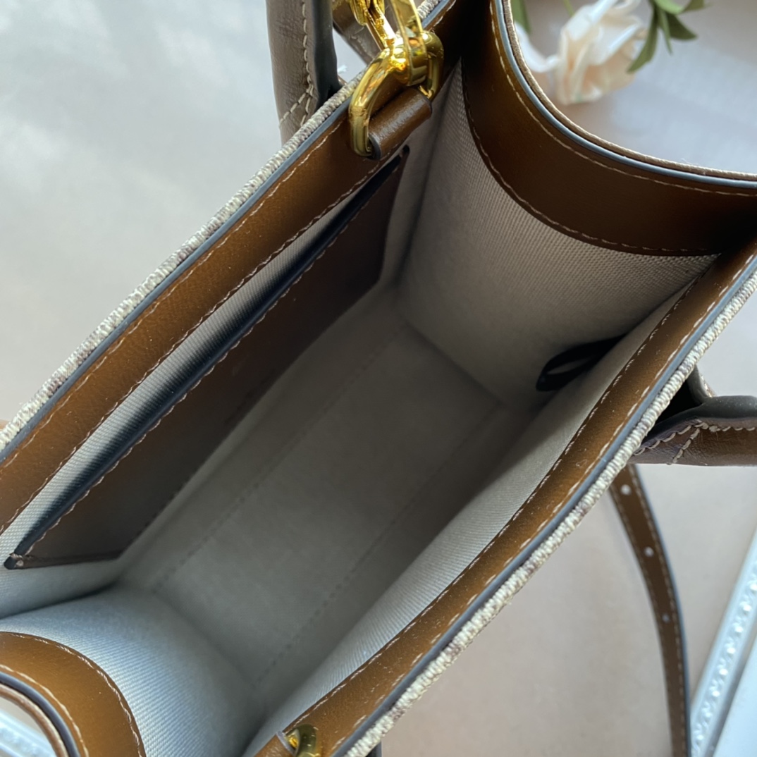 GUCCI 迷你トートバッグ 手提げ＆斜め掛け可能 伝統的デザイン