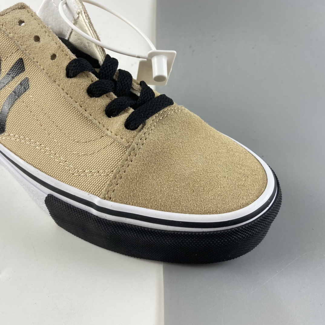 P150  NY × Vans Haven 联名系列低帮休闲板鞋 VN0A38FATC8