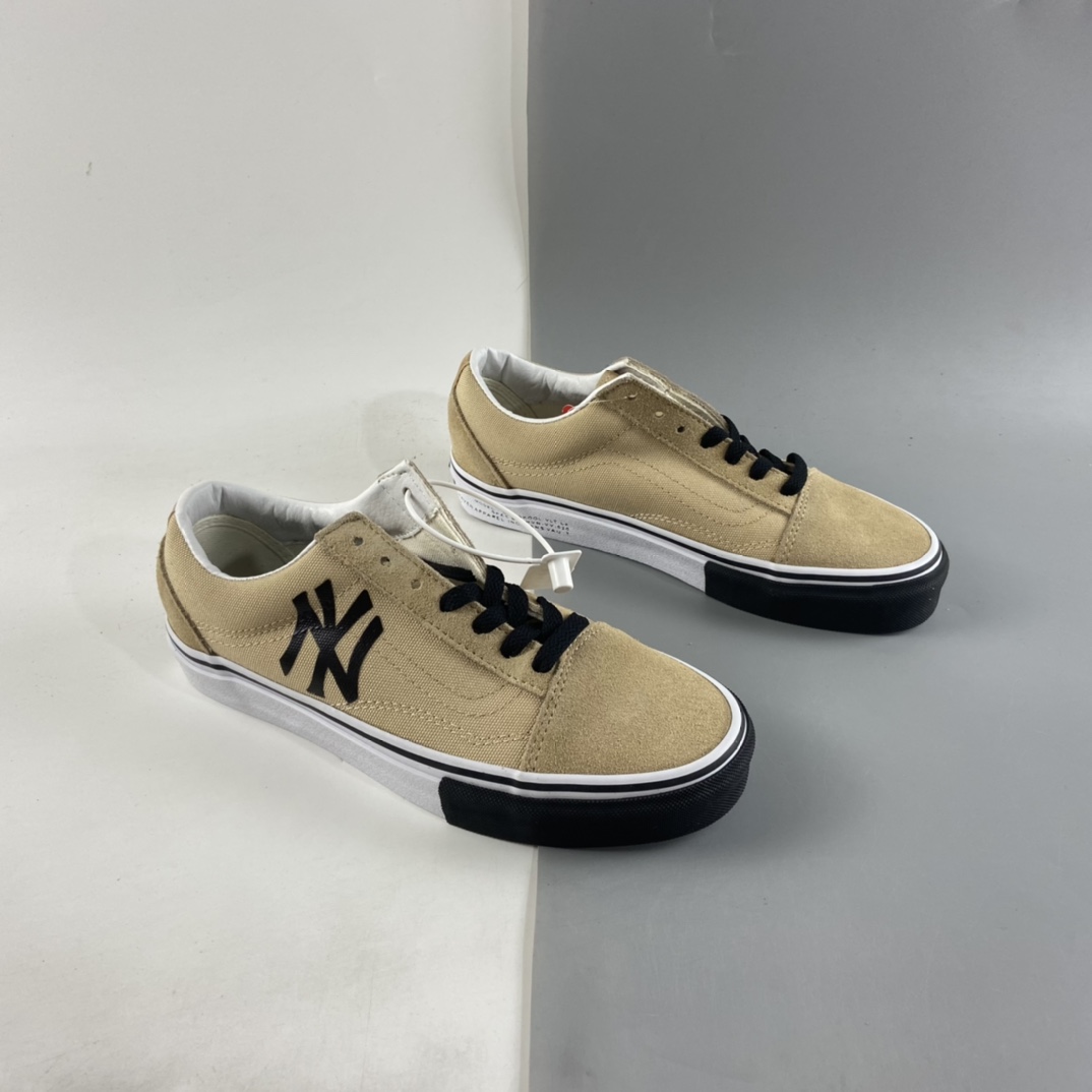 P150  NY × Vans Haven 联名系列低帮休闲板鞋 VN0A38FATC8