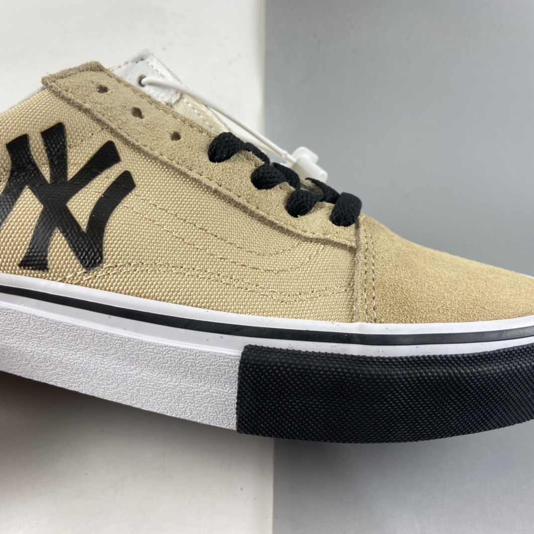 P150  NY × Vans Haven 联名系列低帮休闲板鞋 VN0A38FATC8