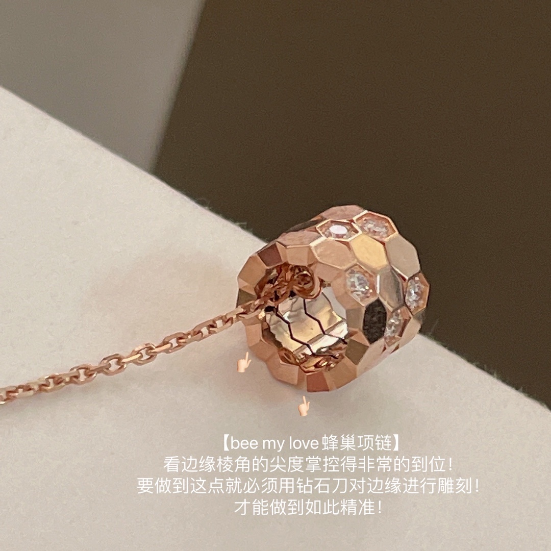 【】 Z 21600,21最新款,Z为真金真钻!可定制真金真钻版本!
【精工灭世版】银色,玫瑰金,现