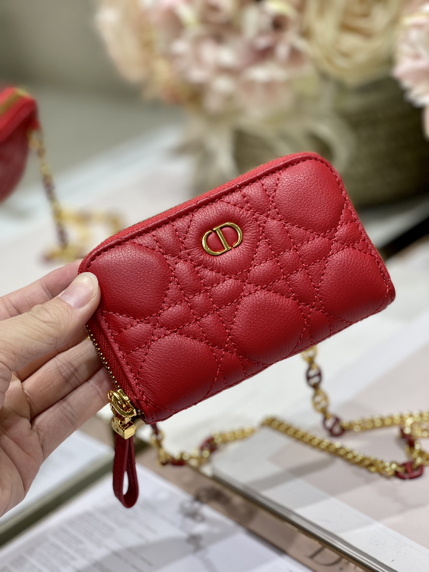 Dior Caro кошелек на молнии, кожа снаружи и внутри, узор каннаж, цепочка