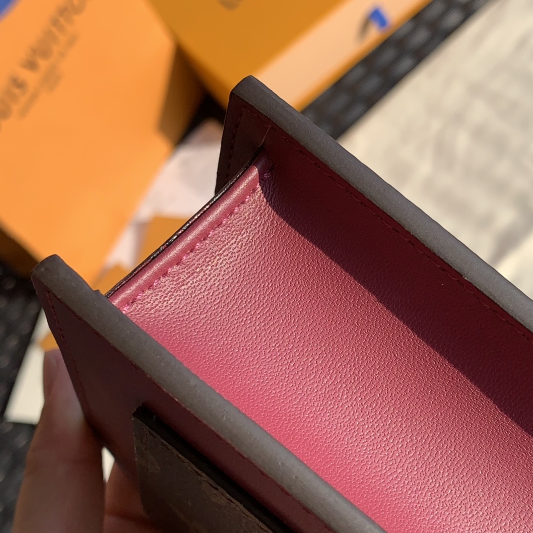 🌼 m67404尺寸17.5 x 11.5 x 3.5 cm 紫色女人味更足！香港贸易公司渠道！FLOR