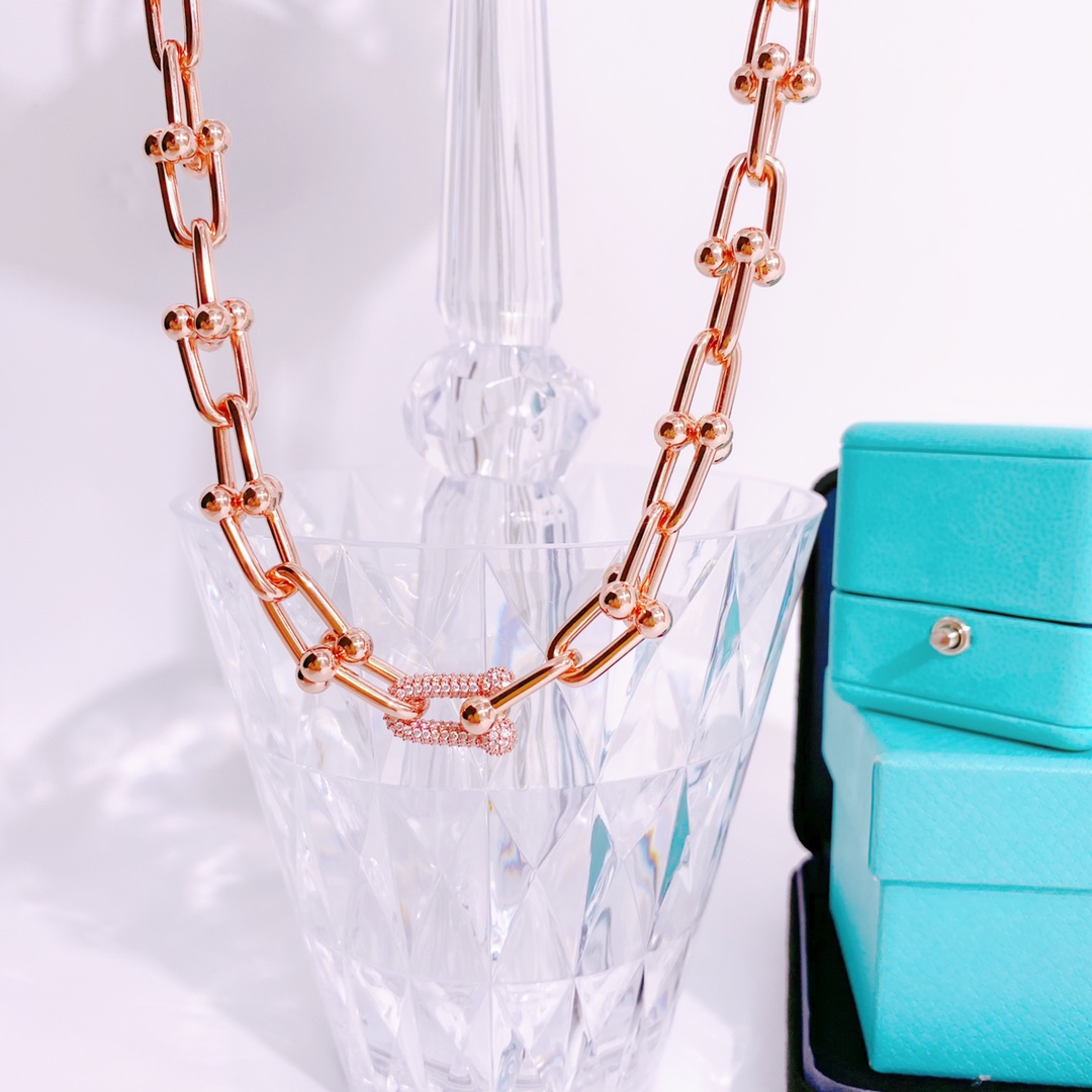 Tiffany & Co. TFN蒂芙尼新款环扣U型竹节带钻粗版项链到货 黄铜材料电镀18K金 金银玫3个色 项链尺寸:内周长约45cm