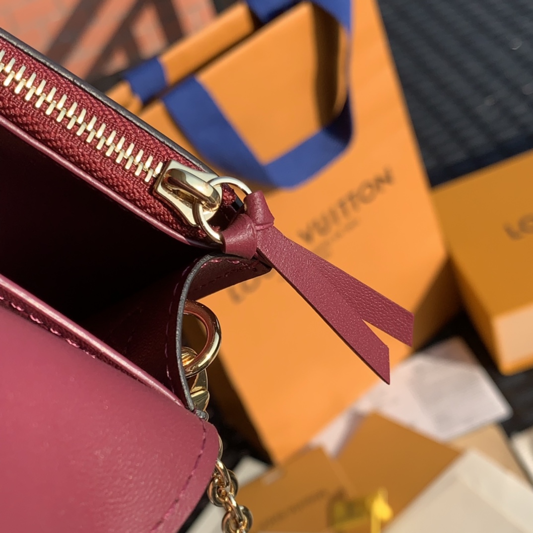 🌼 m67404尺寸17.5 x 11.5 x 3.5 cm 紫色女人味更足！香港贸易公司渠道！FLOR