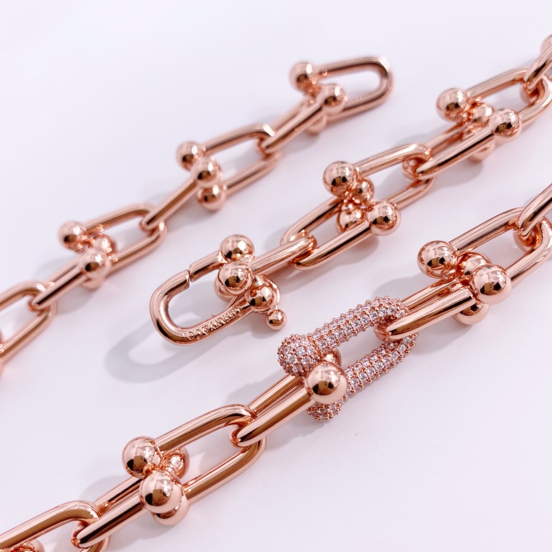Tiffany & Co. TFN蒂芙尼新款环扣U型竹节带钻粗版项链到货 黄铜材料电镀18K金 金银玫3个色 项链尺寸:内周长约45cm