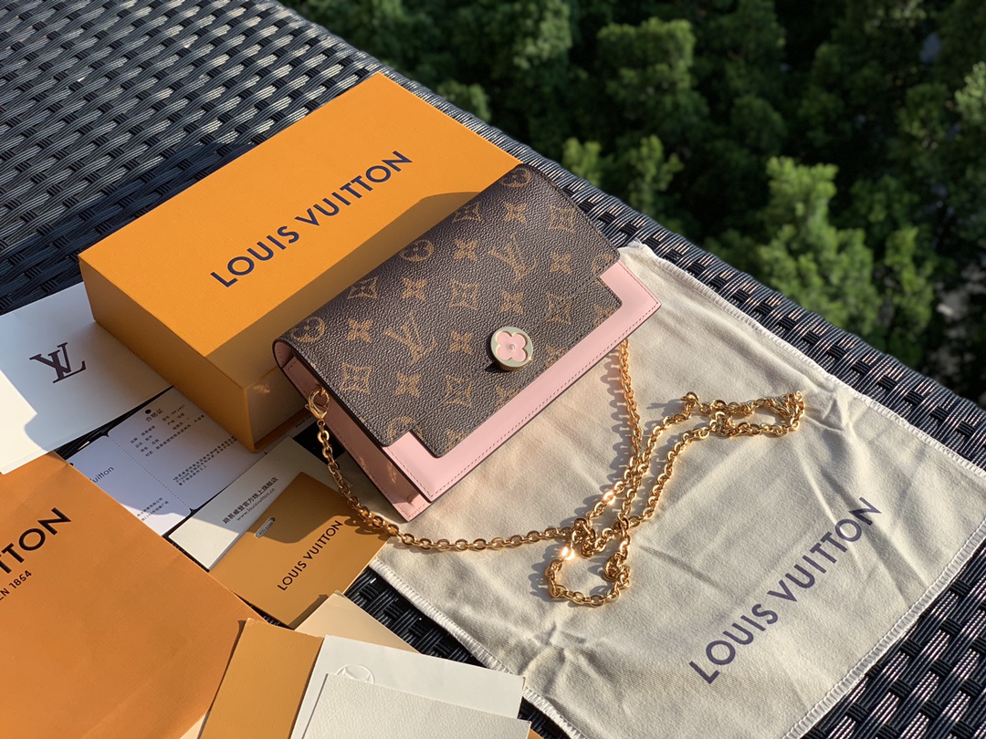 🌼 m67405尺寸17.5 x 11.5 x 3.5 cm 樱花粉绝对是心头号！香港贸易公司渠道！FL