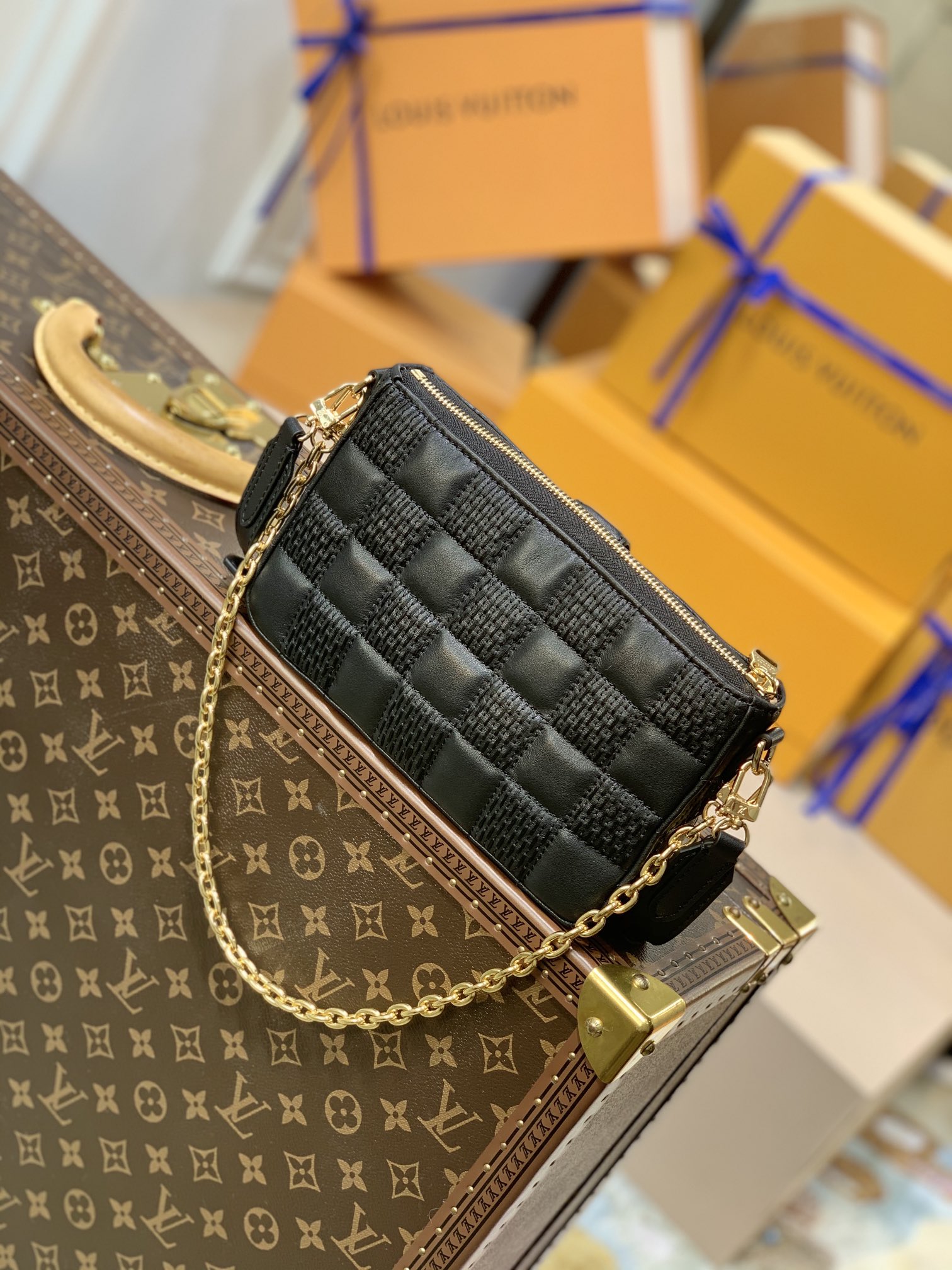 Louis Vuitton LV Pochette Trocadéro 相机包 M59046