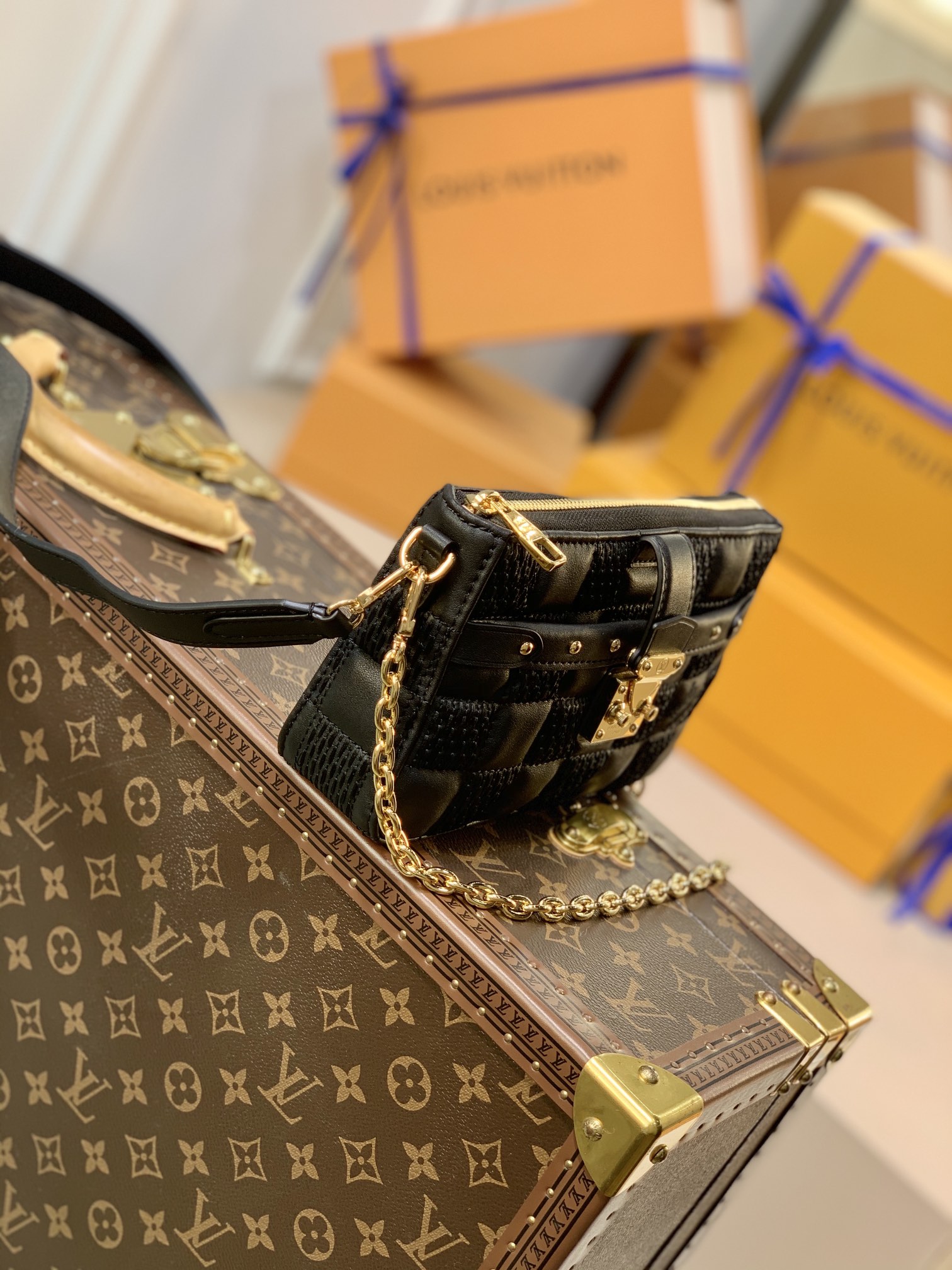 Louis Vuitton LV Pochette Trocadéro 相机包 M59046