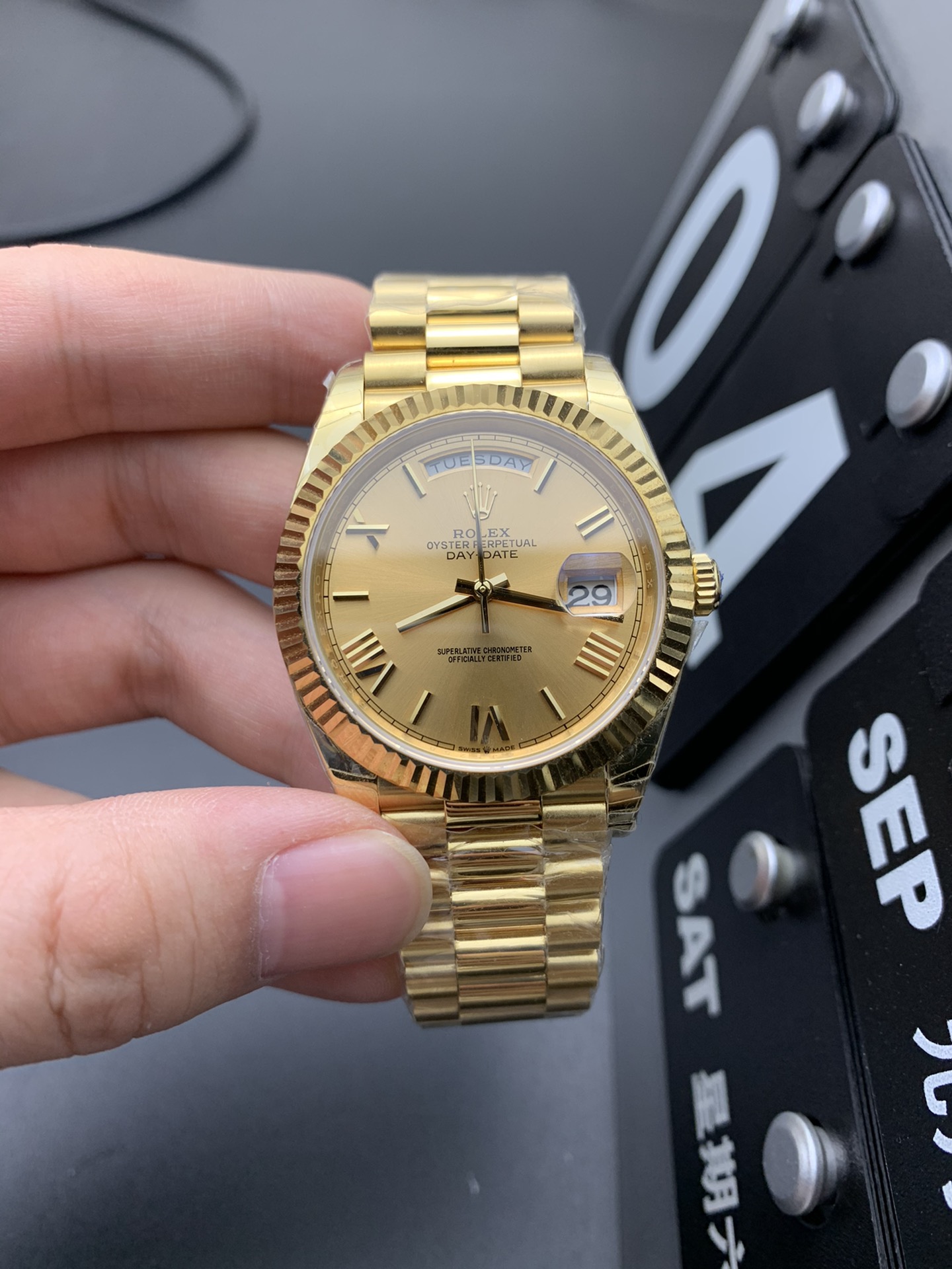 Rolex 星期日志