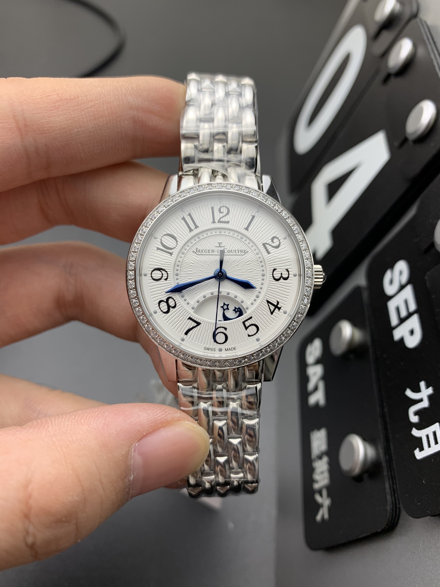 Cartier GF 钢带女约会