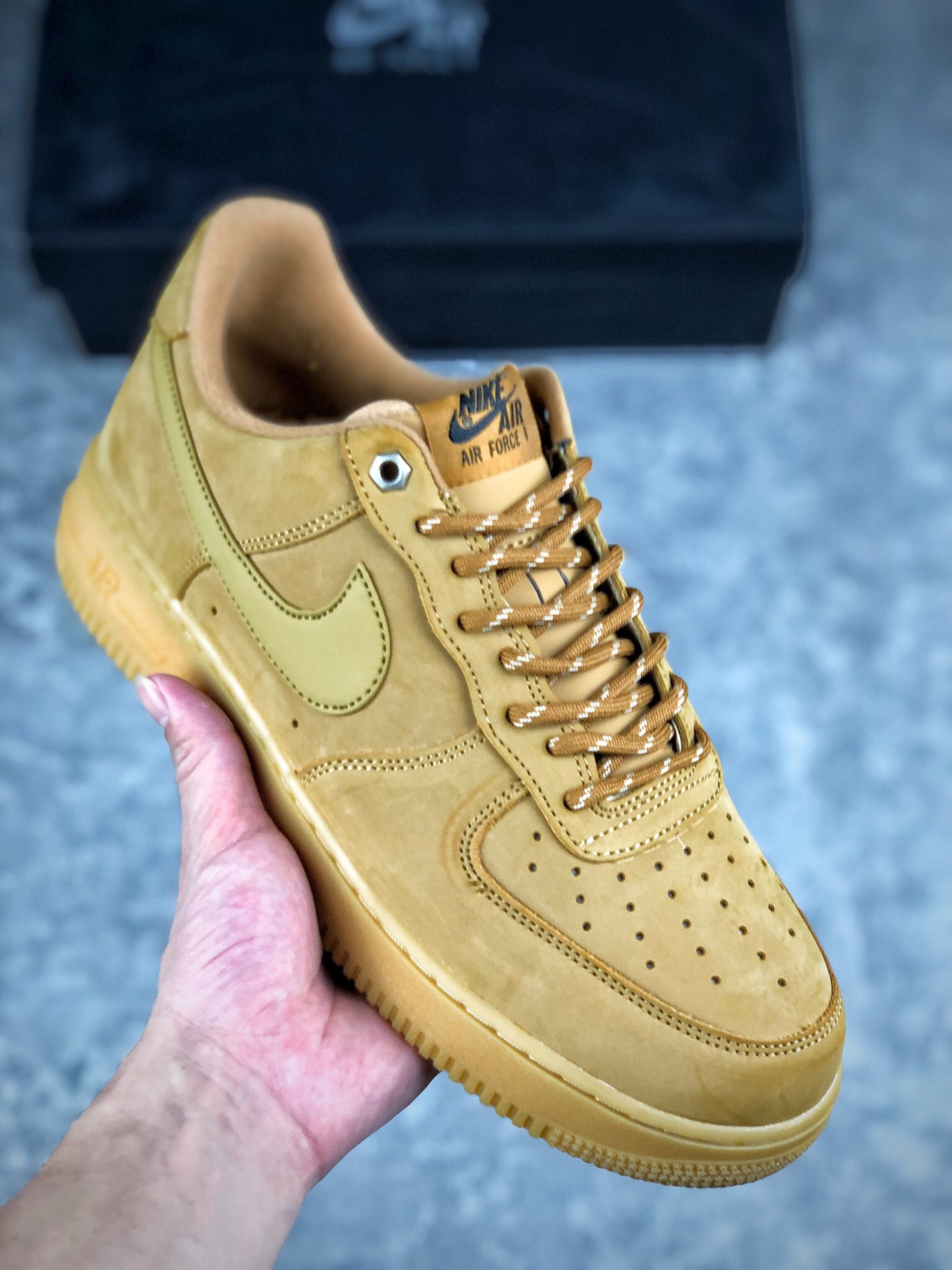  支持放店
Air Force 1 Low 07 LV8 