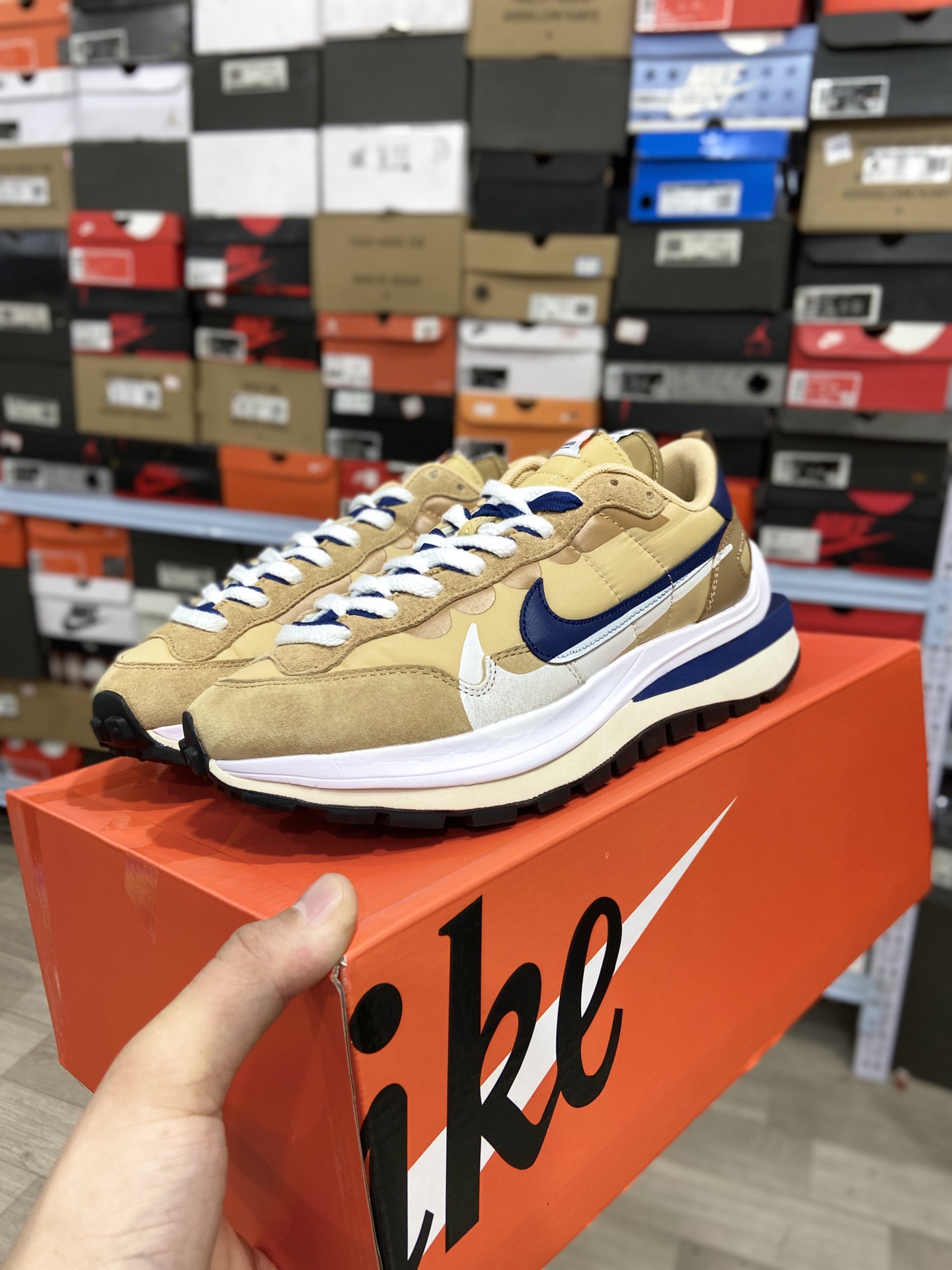 260 Sacai X NIKe regasus vaporrly SP 华夫三代熟悉的解构手法DD1875-200