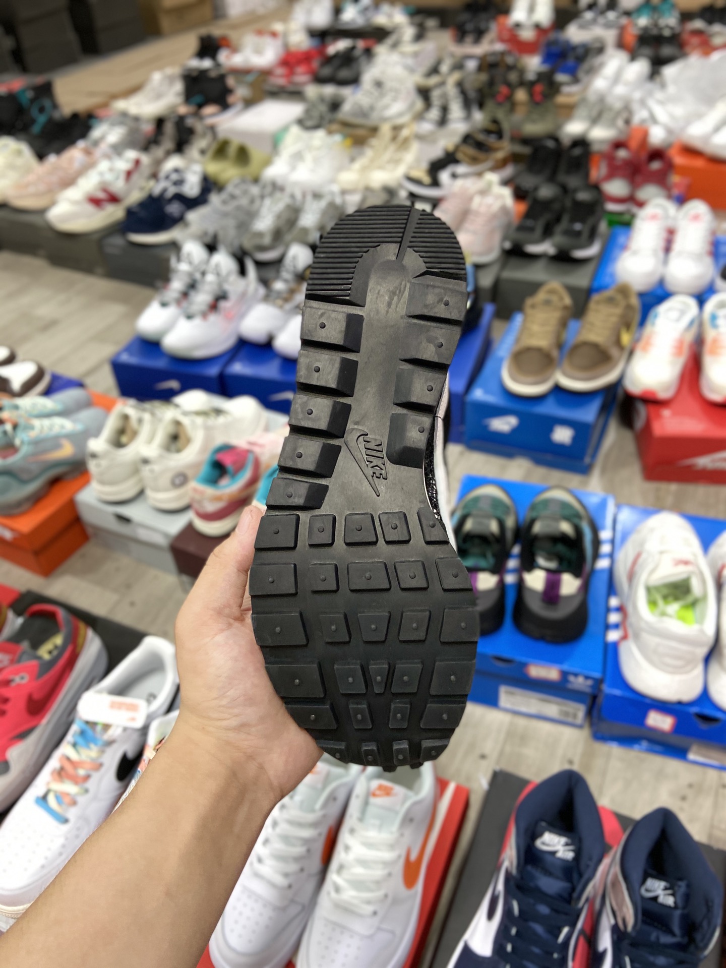 260 Sacai X NIKe regasus vaporrly SP 华夫三代3.0走秀鞋身材质由翻毛皮CV1363-001