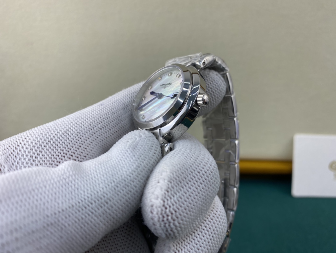Longines 皇家 浪琴 贝母面最美心月