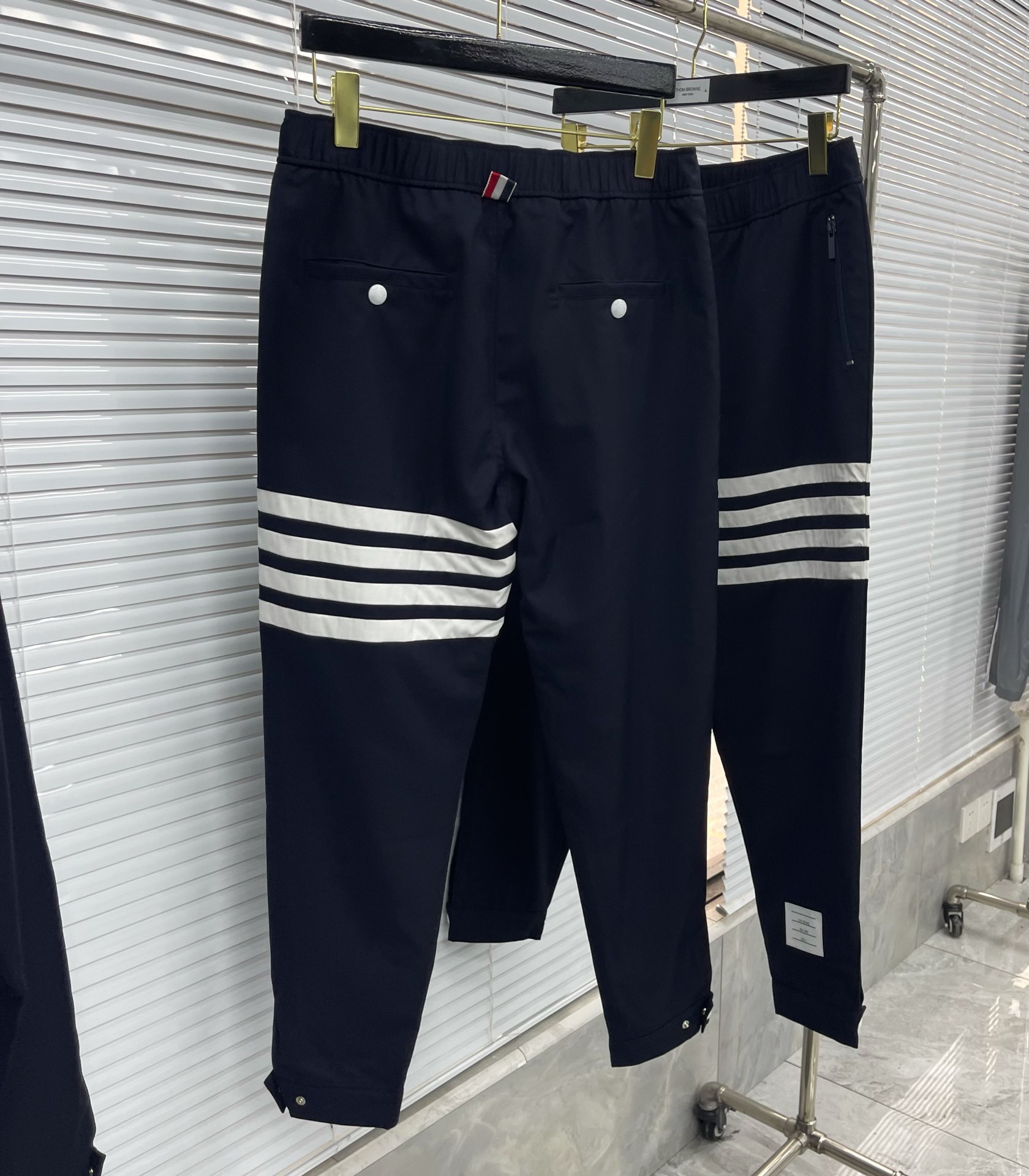 톰브라운 남성 바지 126345 Thom Browne Pants 썸네일 이미지