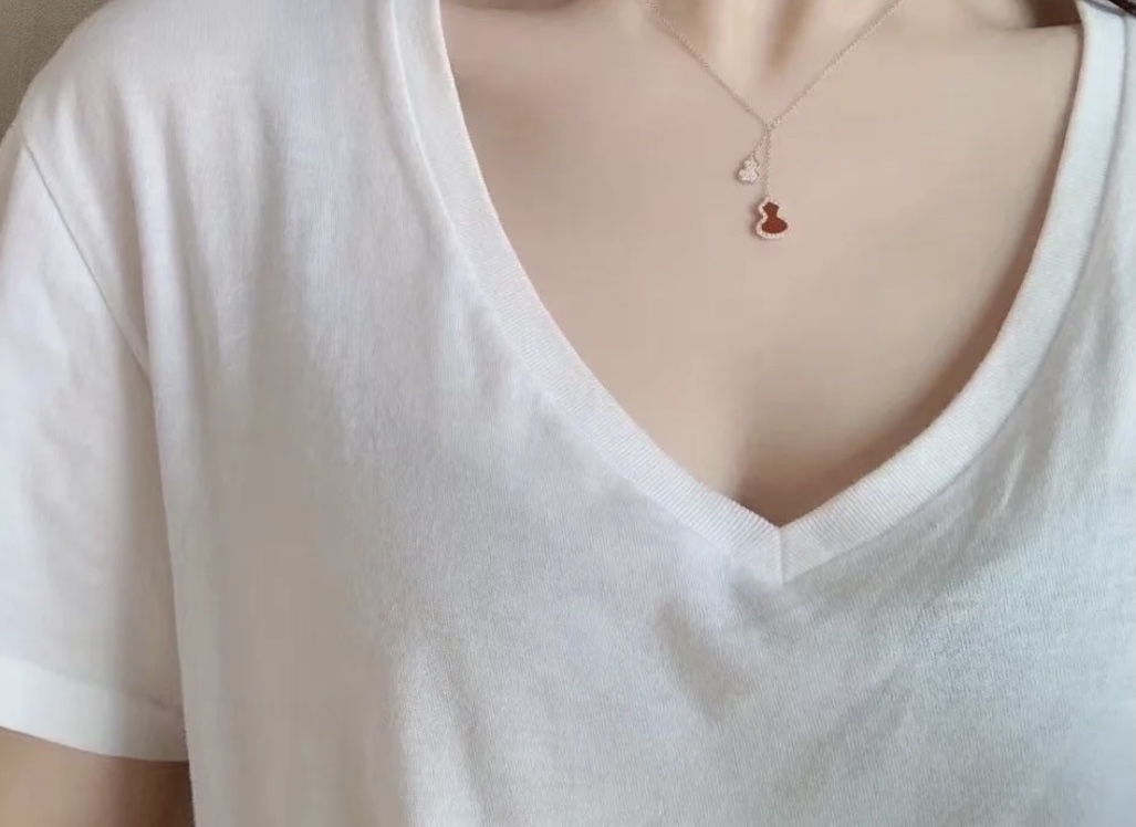 ❤️❤️❤️【精工版本】👼Qeelin麒麟流苏款红玛瑙葫芦项链 ✨现货葫芦谐音＂福禄＂，寓意有福！好看又