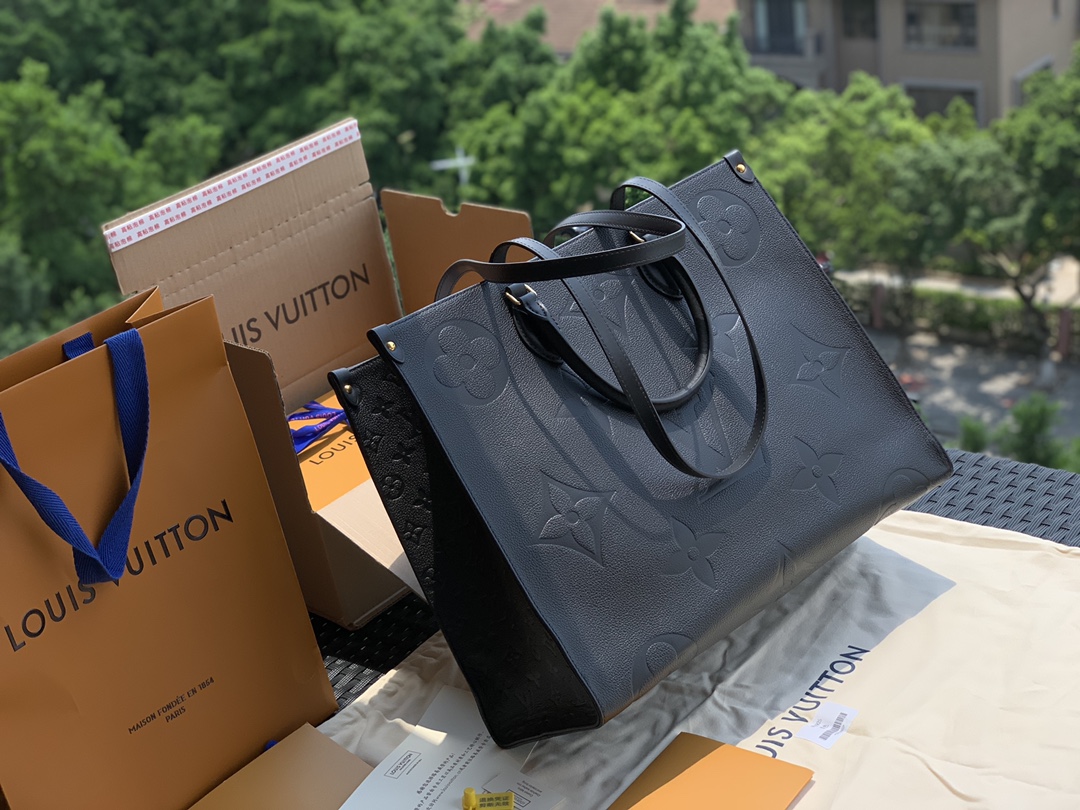 🌼 m44925大号尺寸41×34×19cm 新款纯黑色这款从推出到现在都很难买的ONTHEGO就是我心