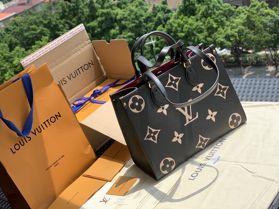 非市场普通货 进口皮料半钢五金 m45495中号尺寸35×27×14cm 新款拼色，最新款onthego