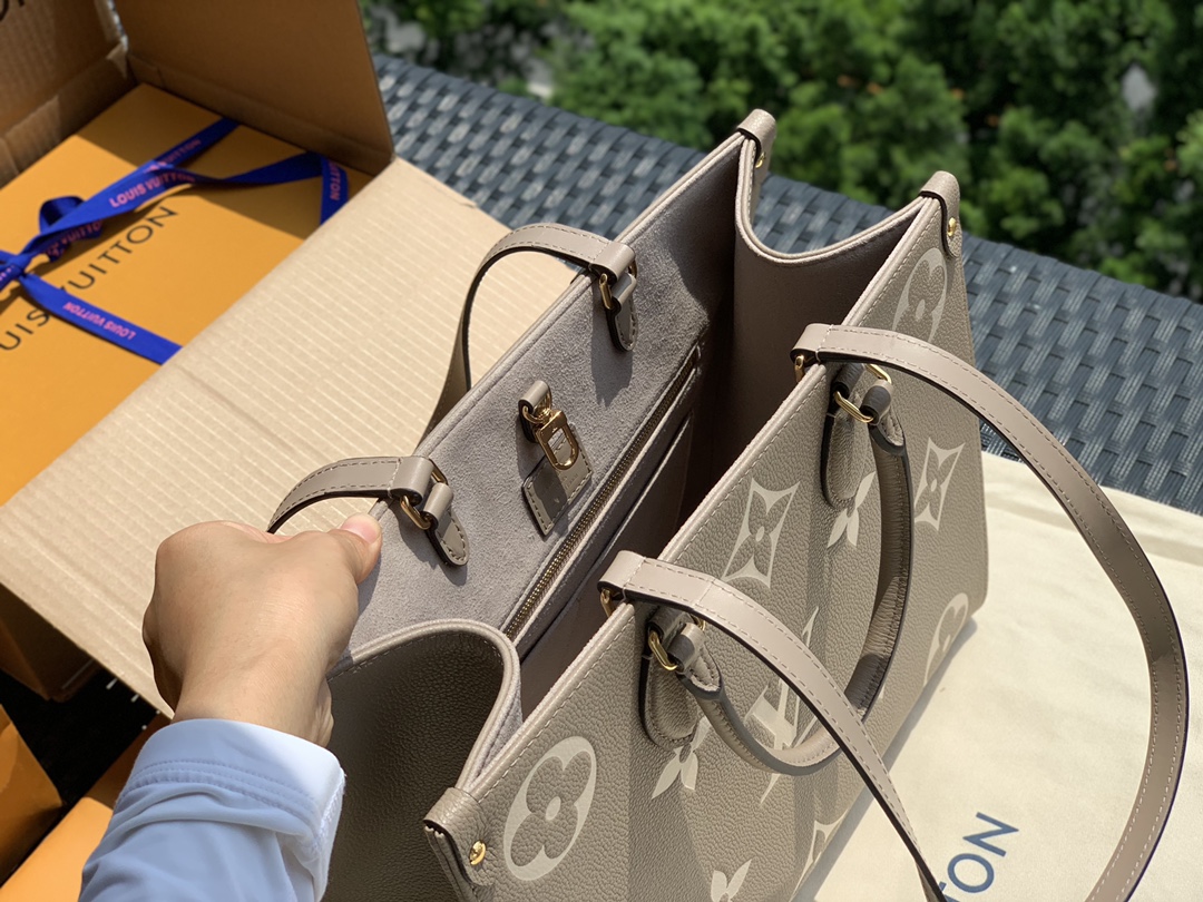 非市场普通货 进口皮料半钢五金 m45494中号尺寸35×27×14cm 新款的大象灰具体多百搭大家直接