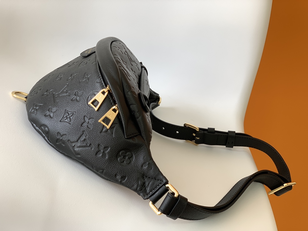 Louis Vuitton Bumbag Monogram Embossed Leather Belt Bag M44812 3 i1630741404 5081 1
