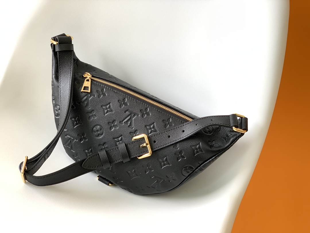 Louis Vuitton Bumbag Monogram Embossed Leather Belt Bag M44812 4 i1630741404 8358 2