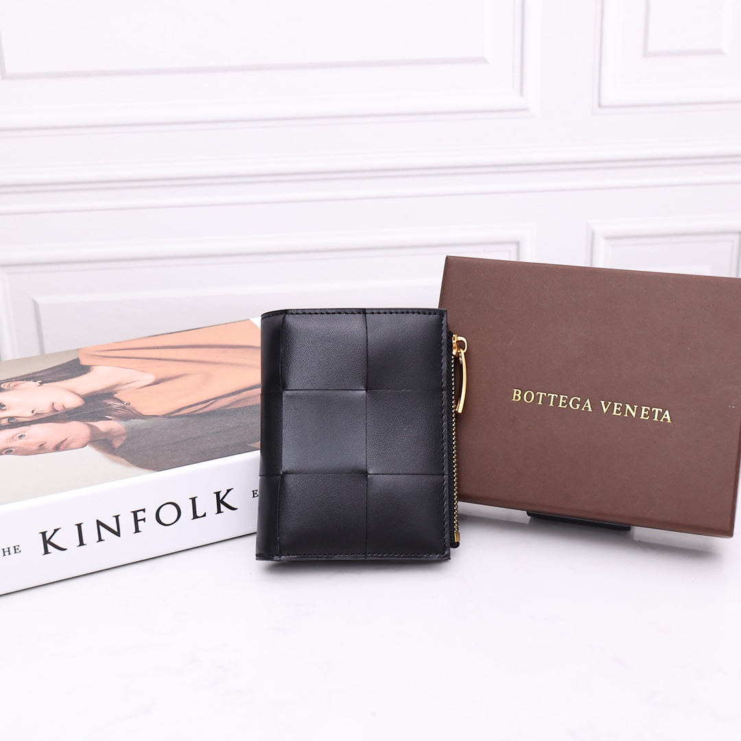 Bottega Veneta 大格 編織 短夾 頭層牛皮 按扣