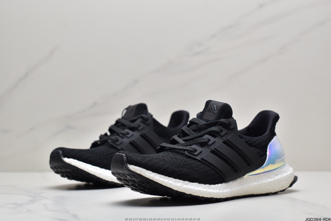 180 阿迪Adidas Ultra Boost 4.0 Iridescent AC8067