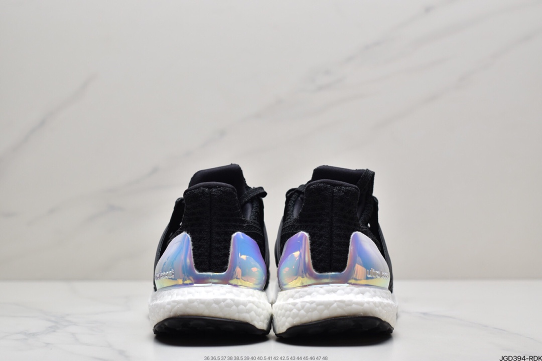 180 阿迪Adidas Ultra Boost 4.0 Iridescent AC8067