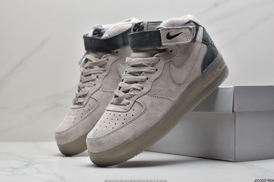 170 Reigning Champ x Nike Air Force 1 High ’07空军一号高帮运动休闲板鞋 807618-200