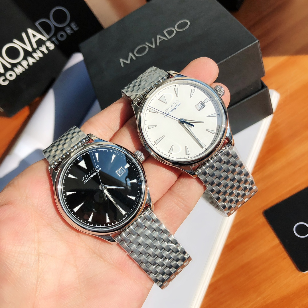 Часы Movado