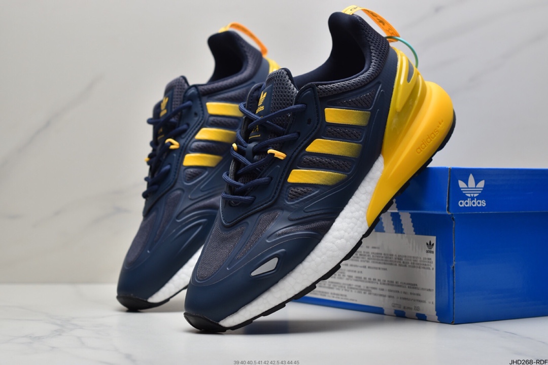 190 阿迪达斯AD Originals ZX 2K Boost 2.0采用科技风设计GZ8283