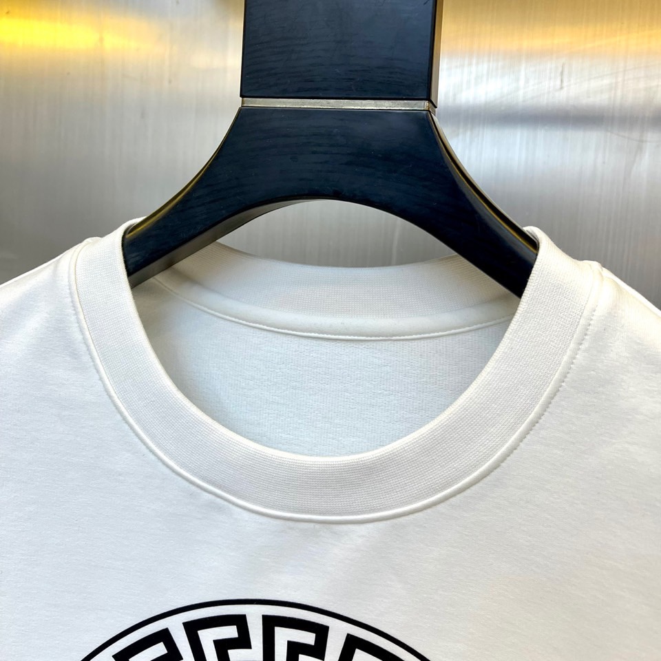 Versace Van Sage 24SS New Classics: High-Quality Cotton Fabric with Digital Printing - 图片 4