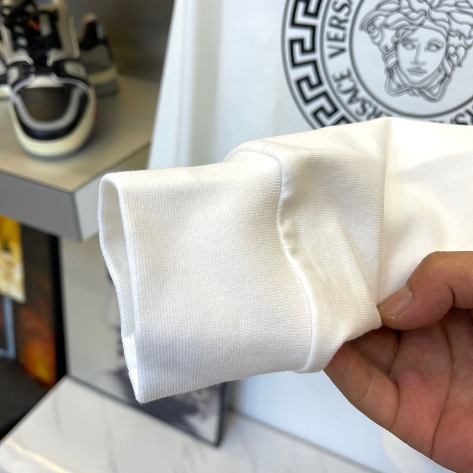 Versace Van Sage 24SS New Classics: High-Quality Cotton Fabric with Digital Printing - 图片 6