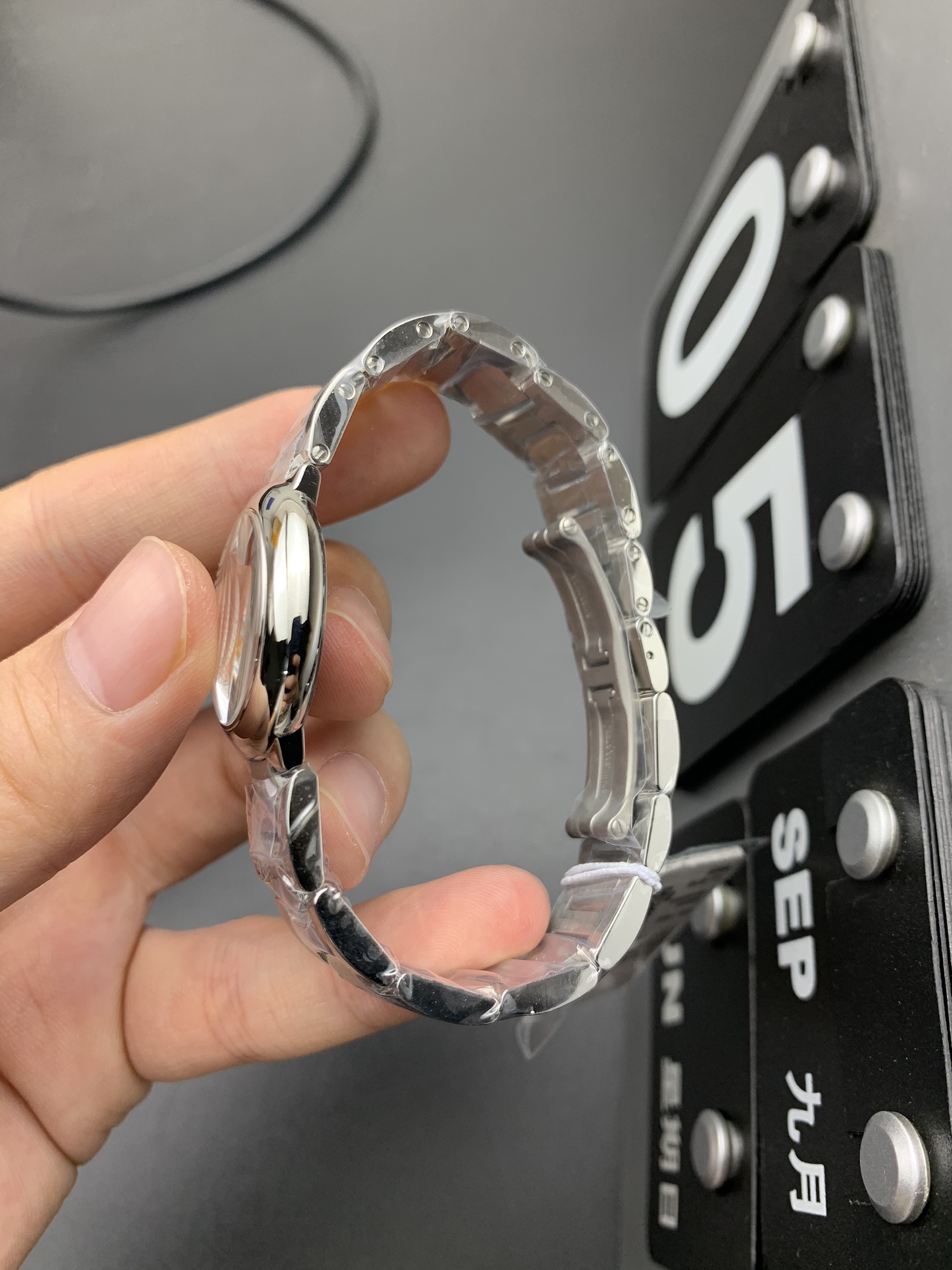 Cartier V6 28小气球