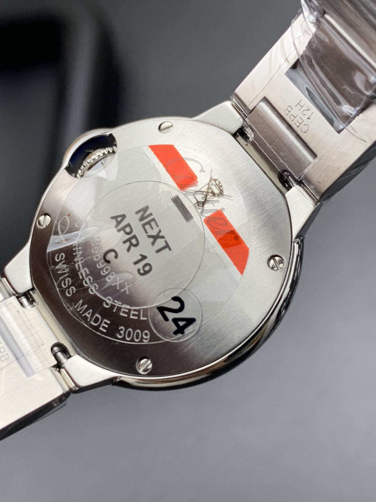 Cartier V6 28小气球