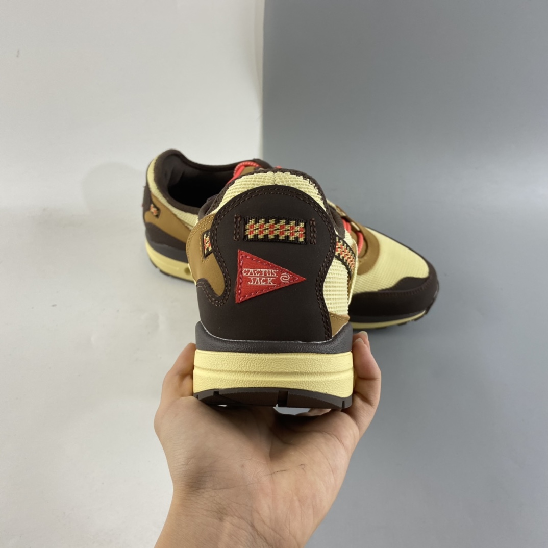 P320  Travis Scott x NIKE Air Max 1 ”Cactus Jack” 低帮复古百搭休闲运动慢跑鞋“深棕麦黄米倒钩”DO9392-200