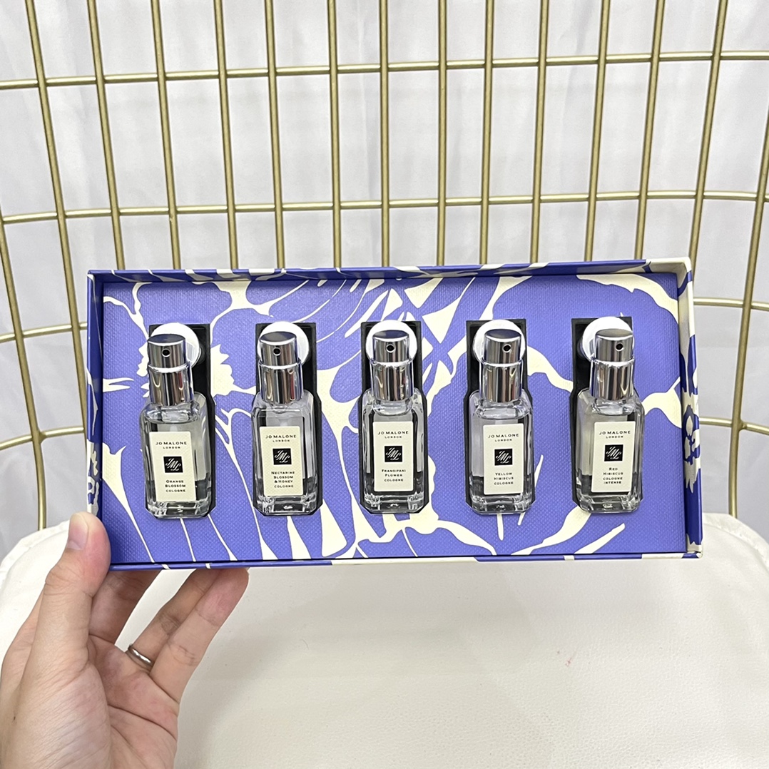 Jo Malone London 2021 Limited Edition Floral Fragrance Gift Set, 5-Piece 5 i1630820523 7461 4