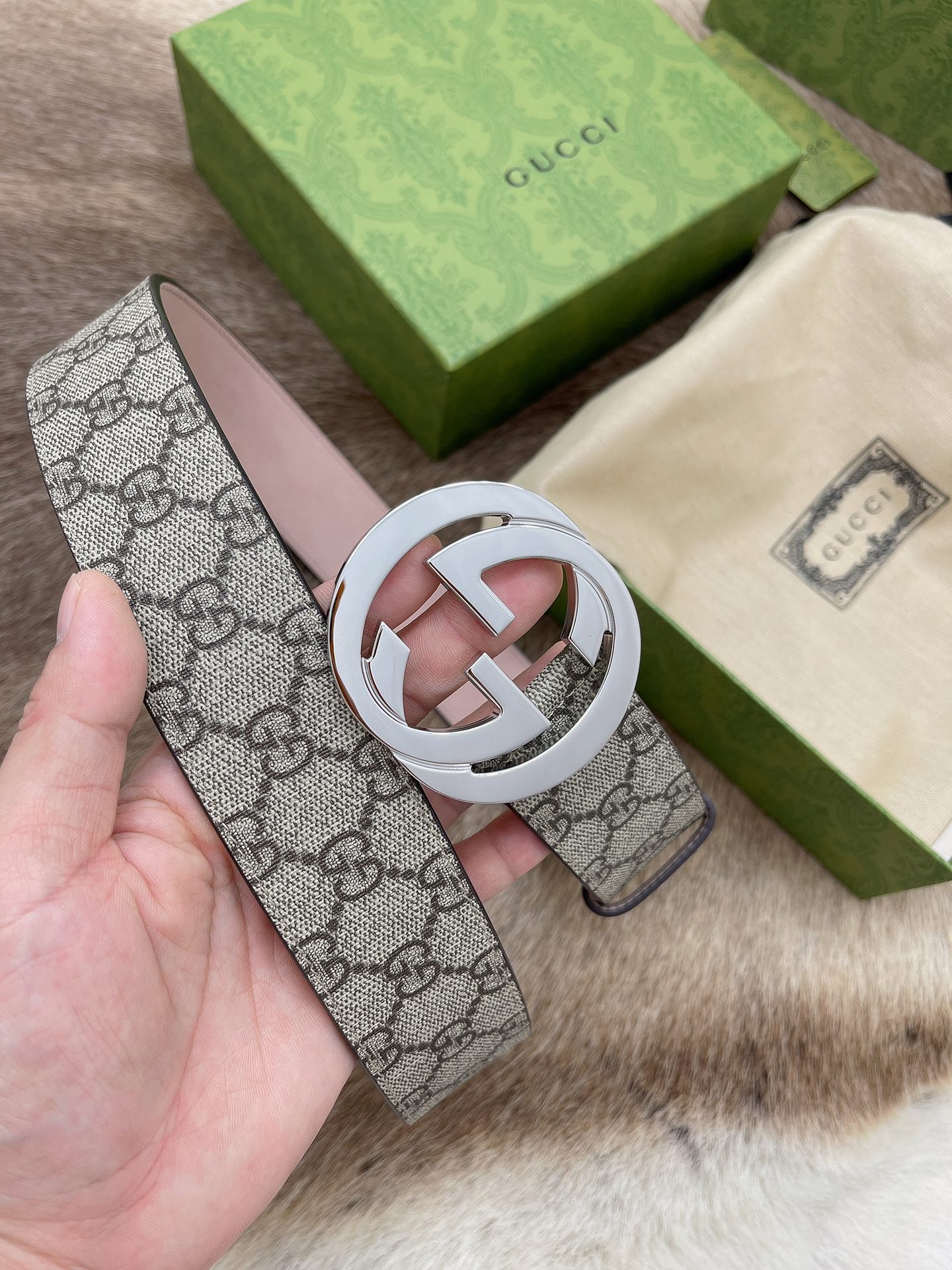 Gucci 代购 级G ucci 双G 货 正版开模 贸易公司货出口意大利 百分百 意大利皮压花 进口 底皮 真空电镀五金 纯手工订制 高端商务休闲款 4