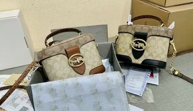 Yupoo Gucci Bags Watches Nike Clothing Jordan Yeezy Balenciaga Shoes
