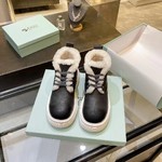 UGG Snow Boots Chains